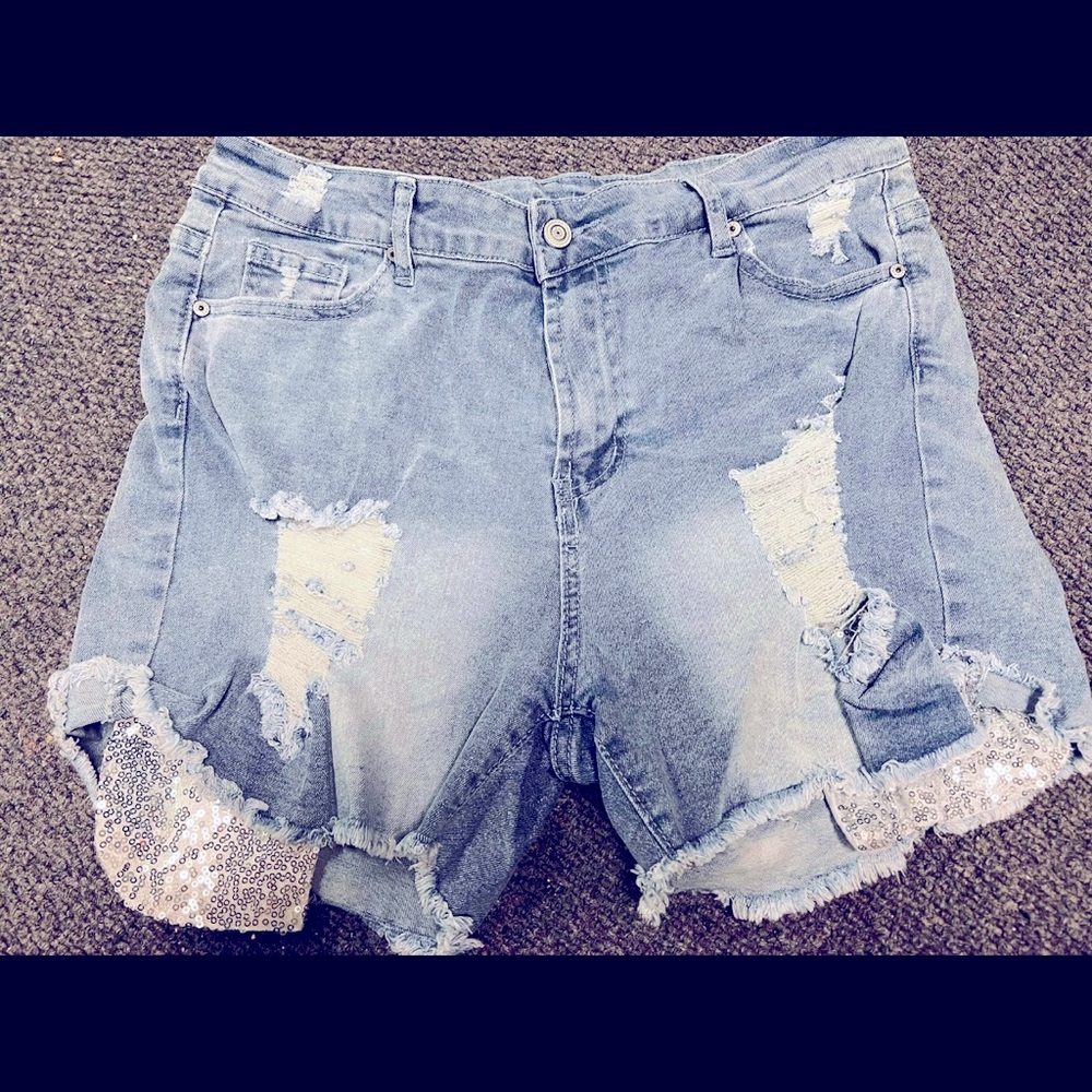 Sparkle pocket shorts
